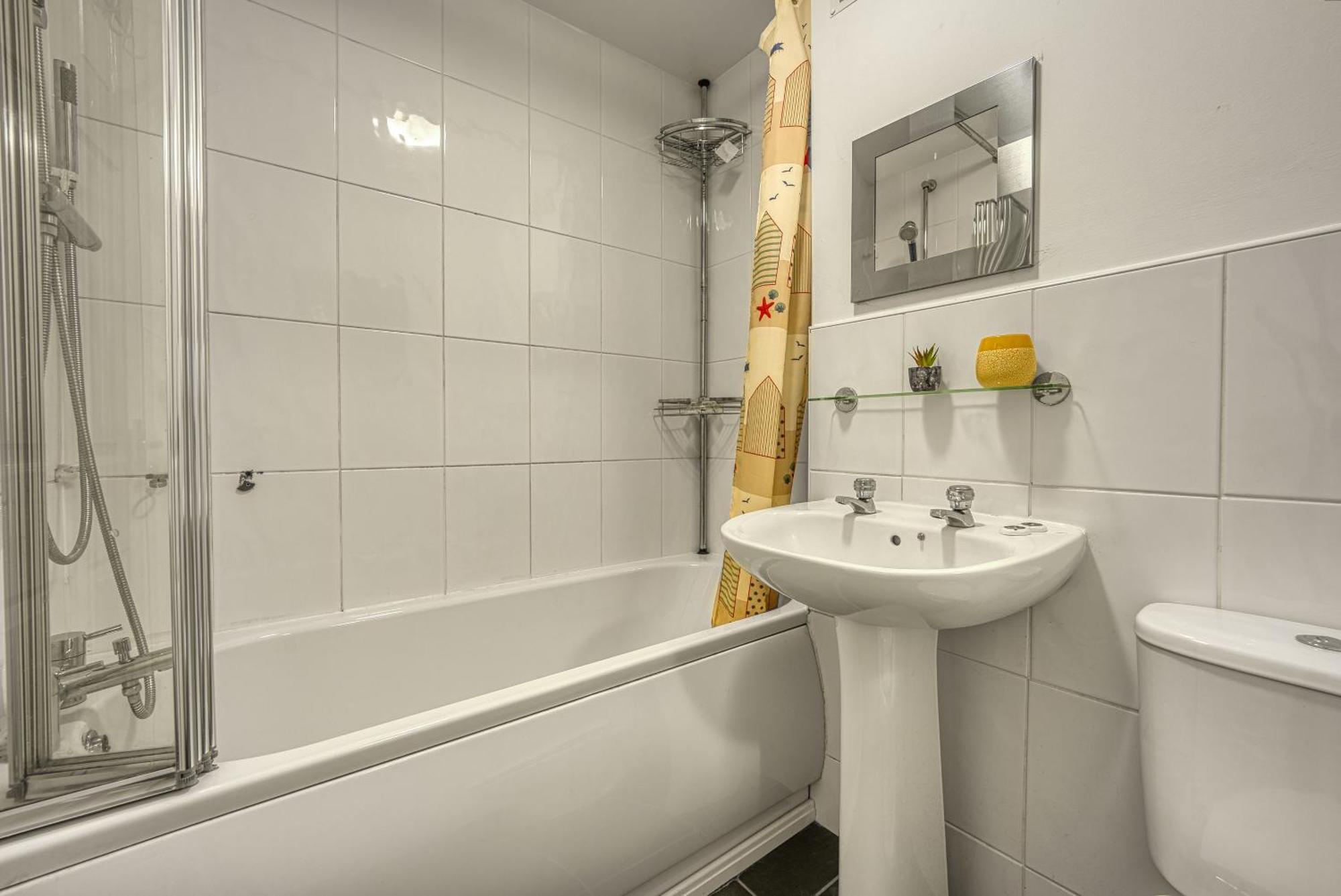 Nec Exhibitor Home, Stay Near Birmingham Airport 外观 照片